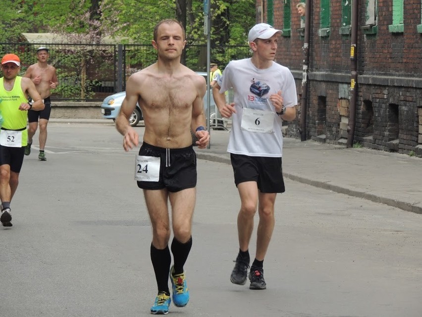 Paweł Kuśnierz czwarty w  międzynarodowym 12-godzinnym biegu! [FOTO]