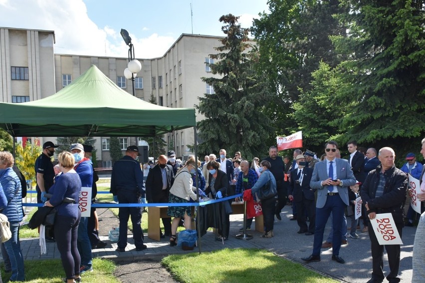 Chełm. Prezydent Andrzej Duda zapowiedział  budowę  nowego dworca  kolejowego w Chełmie - zobaczcie zdjęcia