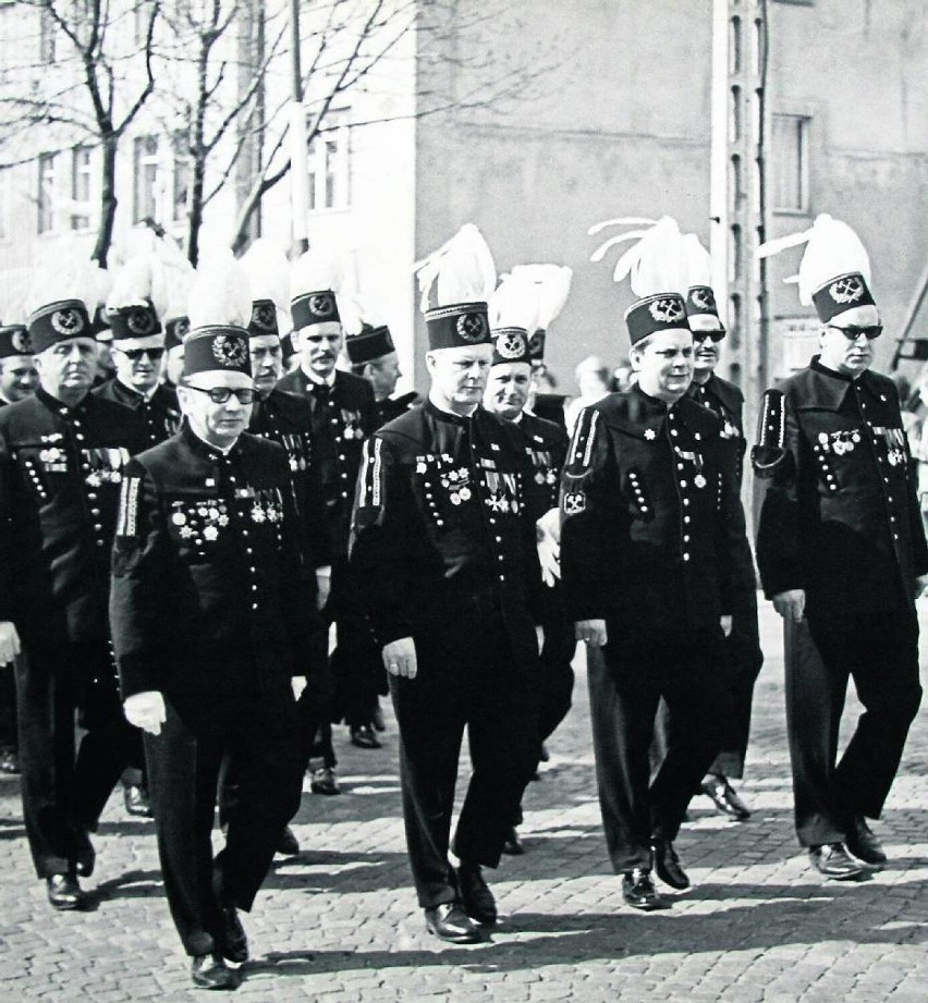 Barbórka przed laty w KWK Chwałowice. Te fotki, to unikaty! Zobaczcie 