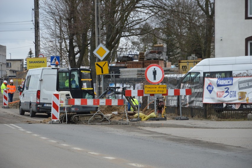 Budowa wiaduktu w Skierniewicach to kluczowa inwestycja miasta. Prace nabierają tempa