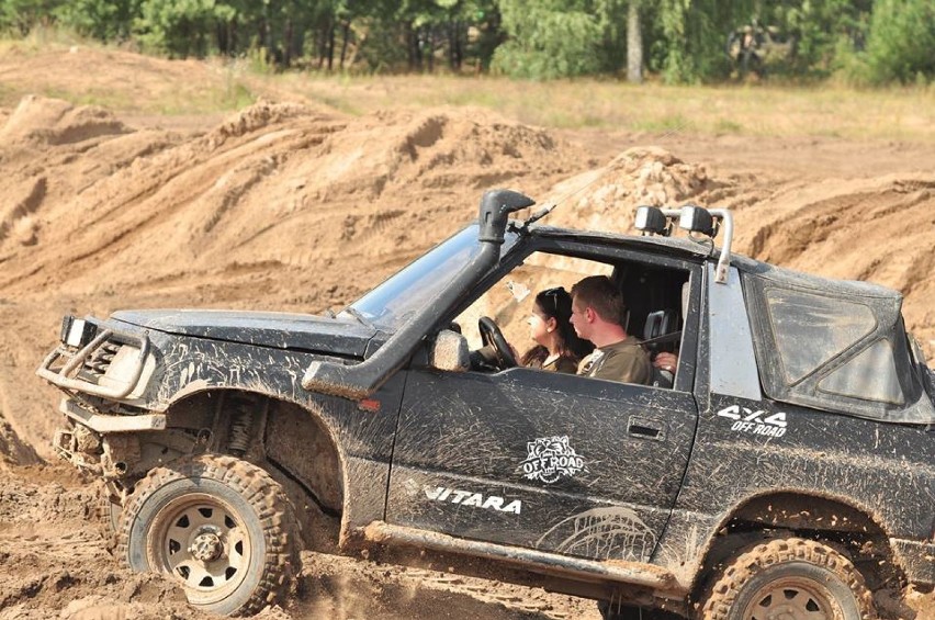 Mundury, czołgi i samoloty. XIV Międzynarodowy Zlot Pojazdów Militarnych