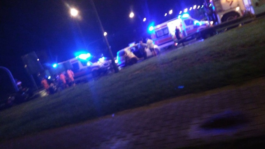 Wypadek na Grunwaldzkiej w Kielcach. Trzy osoby w szpitalu po zderzeniu dwóch samochodów