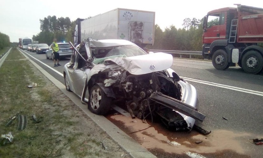 O wielkim szczęściu może mówić kierujący volkswagenem...