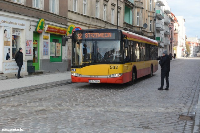 Remont ulicy Sienkiewicza zakończono już m.in. na odcinku między al. 23 Stycznia a Mickiewicza. Teraz prace rozpoczną się na skrzyżowaniu ul. Sienkiewicza z Mickiewicza