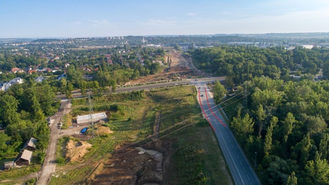 Zmieniona zostanie organizacja ruchu na ul. Ujastek Mogilski w okolicy skrzyżowania z Aleją Solidarności.