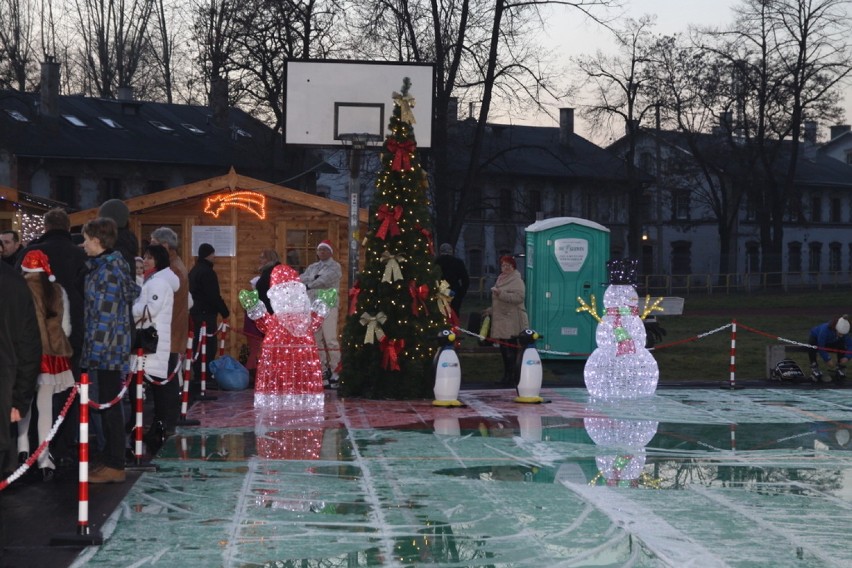 Uroczysta inauguracja miejskiego lodowiska w Czeladzi