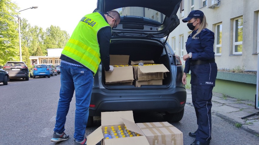 Policjanci wraz z Urzędem Skarbowym w Piotrkowie przekazali...