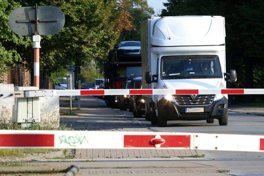 Zamkną przejazd kolejowy w Kotomierzu pod Bydgoszczą. Uwaga - objazdy!