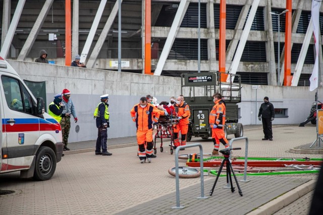 Wypadek Adama Zdanowicza wyglądał groźnie, ale na strachu się skończyło. Białostocki twórca rowerów customowych pobił rekord  Guinnessa