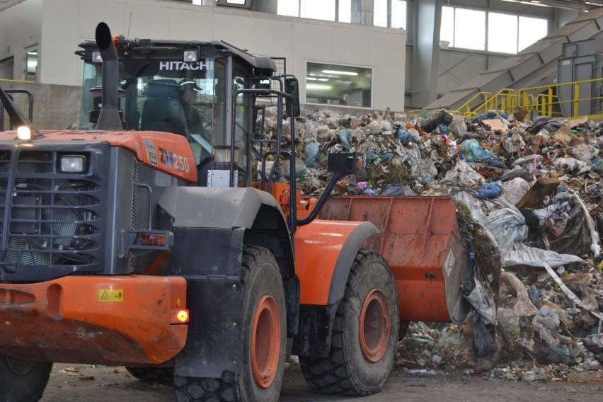 Tczew: nowoczesny zakład zagospodarowania odpadów komunalnych otwarty. ZOBACZ ZDJĘCIA