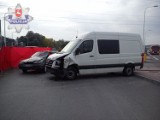 Wypadek w Świdniku: Renault zderzył się z dostawczym busem, jedna osoba nie żyje 
