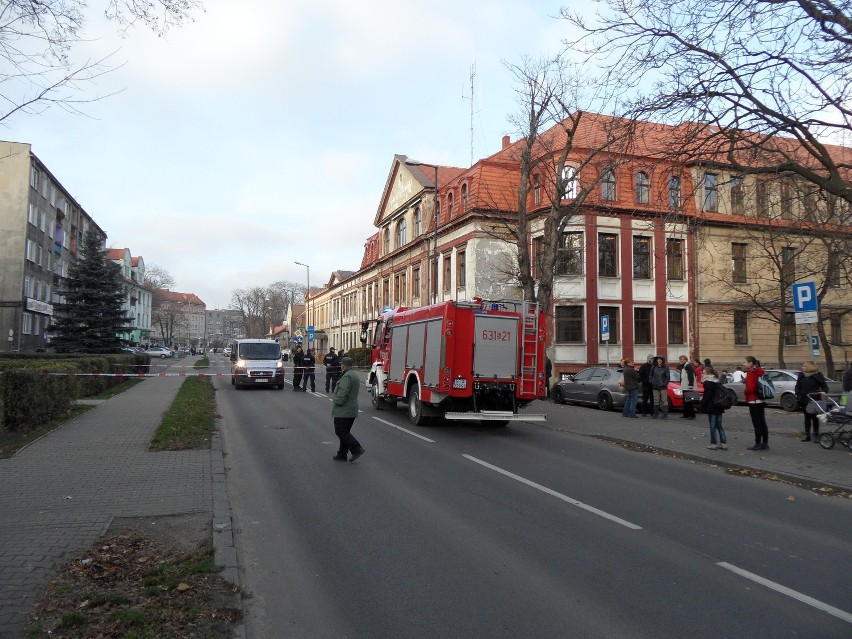 Bomba przy komendzie policji w Tarnowskich Górach