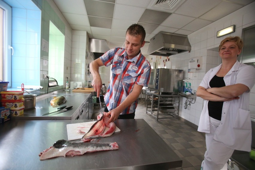 Ryby z Pielgrzymowic trafiły do hospicjum Cordis [ZDJĘCIA]