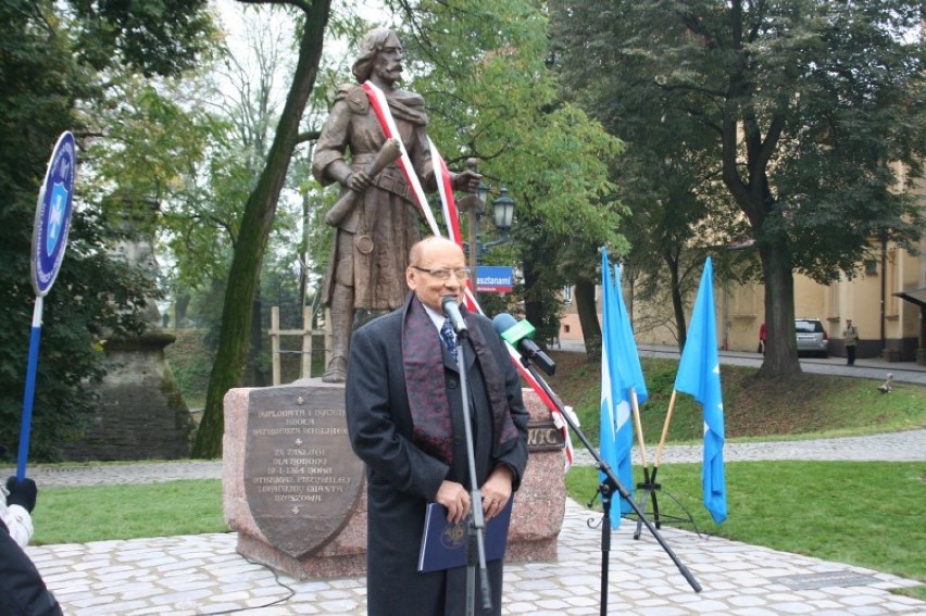 W Rzeszowie odsłonięto pomnik Jana Pakosławica