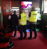Policjanci zarekwirowali kolejne, nielegalne automaty do gier hazardowych [ZDJĘCIA]