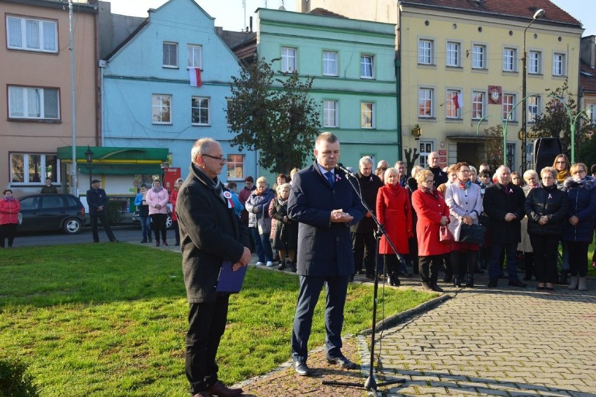 Góra i Wąsosz. Święto Niepodległości 2019. Delegacje złożyły kwiaty pod pomnikami [ZDJĘCIA]