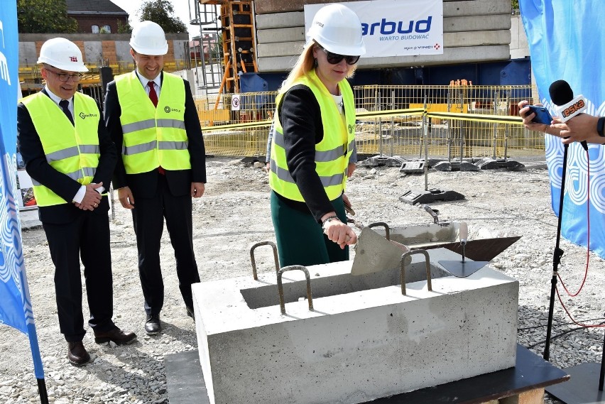 Centrum Usług Publicznych - budowa i wmurowanie aktu...