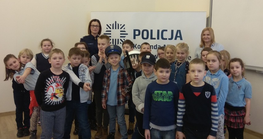 Laureaci konkursu odwiedzili Komendę Miejską Policji w Koszalinie [ZDJĘCIA]