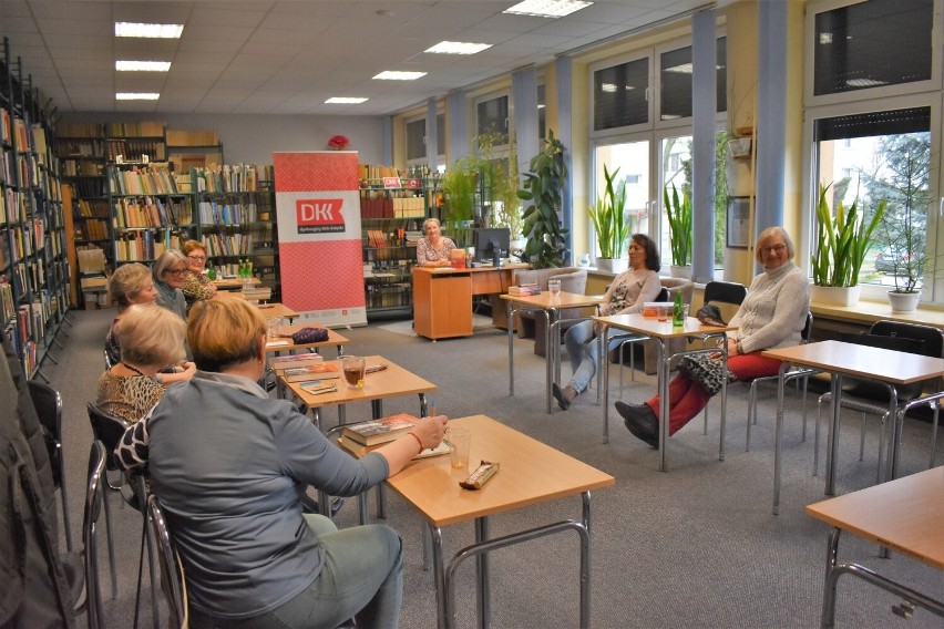 W Busku-Zdroju prężnie działa Dyskusyjny Klub Książki. Tym razem było o Susan Faludi