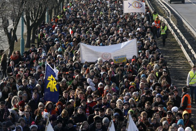 W niedzielę w Warszawie IX Marsz Świętości Życia