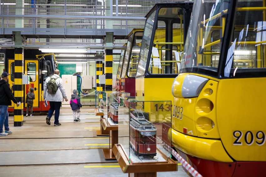 Biletów Metropolitalne będzie można zakupić od wtorku 14...