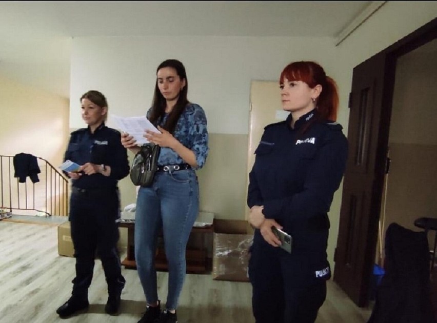 Zduńskowolscy policjanci spotkali się z uchodźcami z Ukrainy