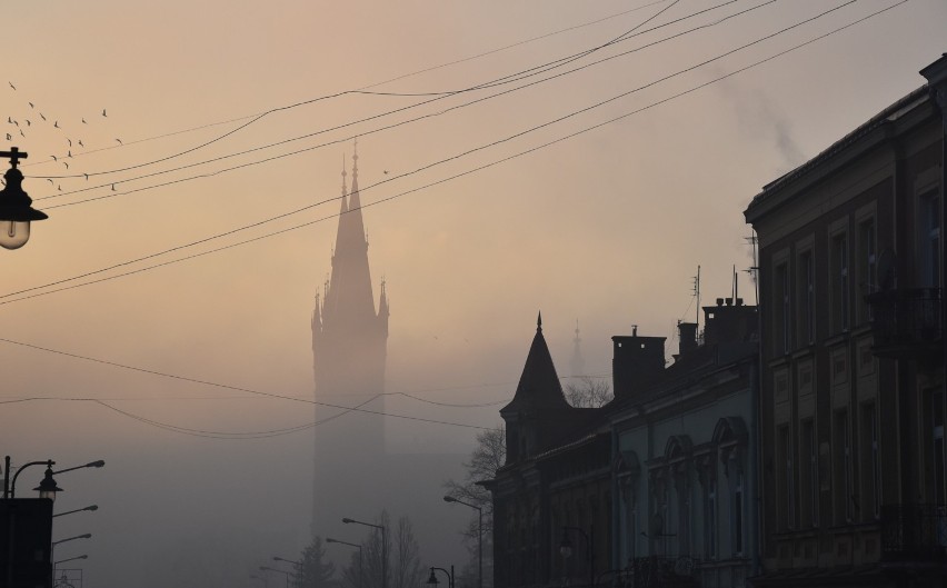 Powietrze w Tarnowie jest od kilku dni fatalne. Popołudniami...
