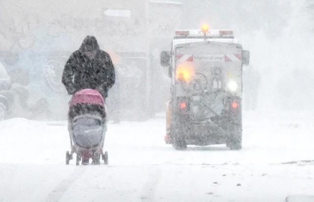 Instytut Meteorologii i Gospodarki Wodnej prognozuje intensywne opady śniegu, które miejscami mogą spowodować przyrost pokrywy śnieżnej na poziomie od 10 do nawet 12 cm!