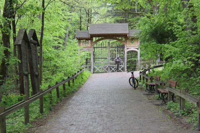 Brama do Roztoczańskiego Parku Narodowego