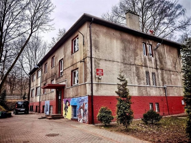 W Domu Dziecka w Mysłowicach znęcano się nad dziećmi i mobbingowano pracowników. Takie wnioski wyszły po kontroli urzędu. Toczy się jeszcze śledztwo w tej sprawie.