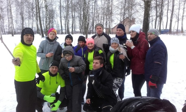 Trening na świeżym powietrzu w Parku Chrząstówka