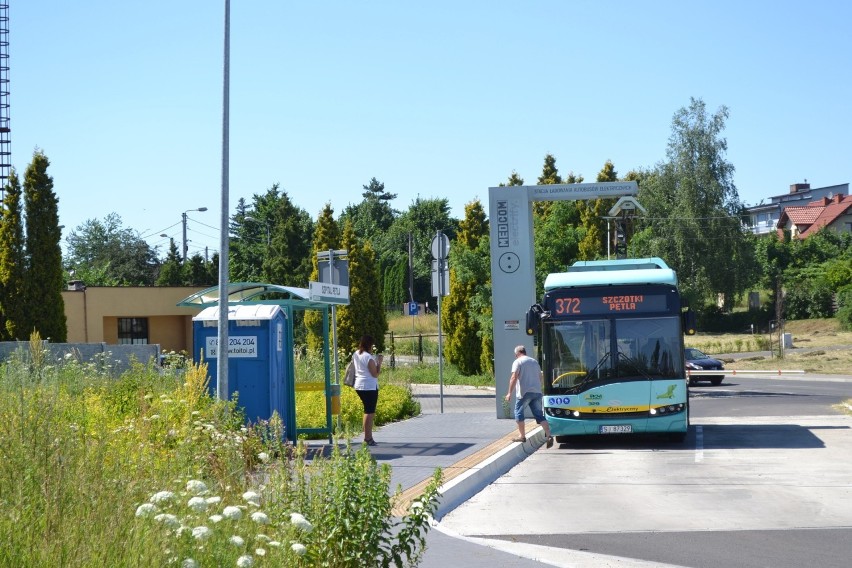 Ładujący się autobus PKM Jaworzno.

Zobacz kolejne zdjęcia....