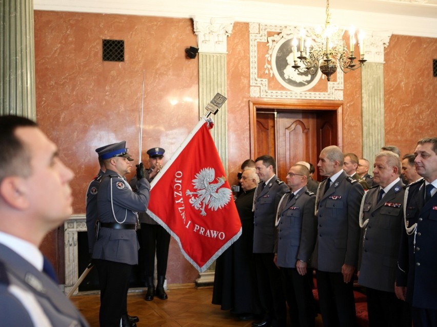Policjant z Gniezna otrzymał „Kryształowę Gwiazdę ze wstęgą”...