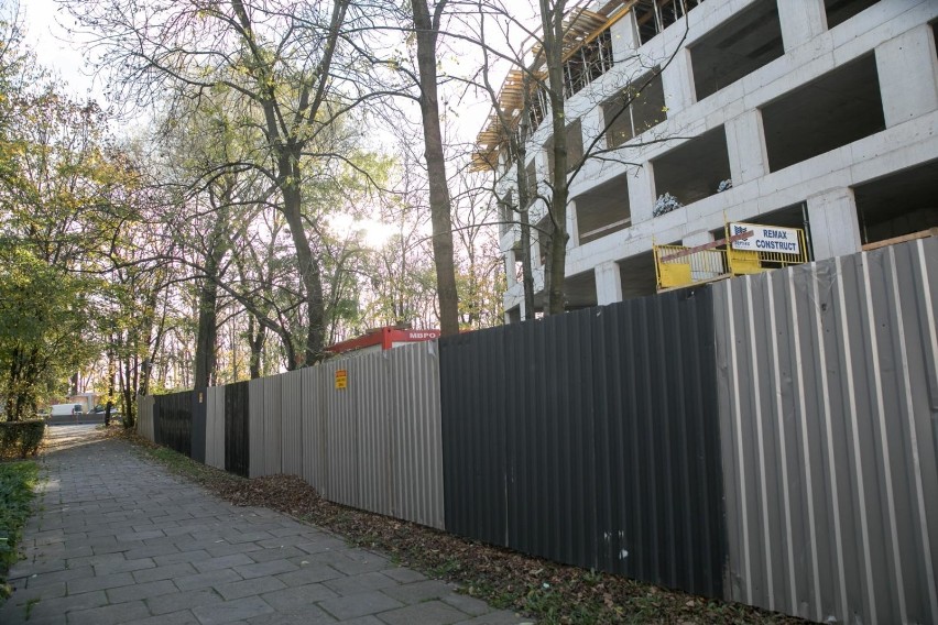 29.10.2019 krakow
budowa front murator budynek ulica...