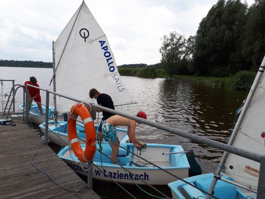 Aktywne wakacje nad brzegiem jeziora w Pniewach