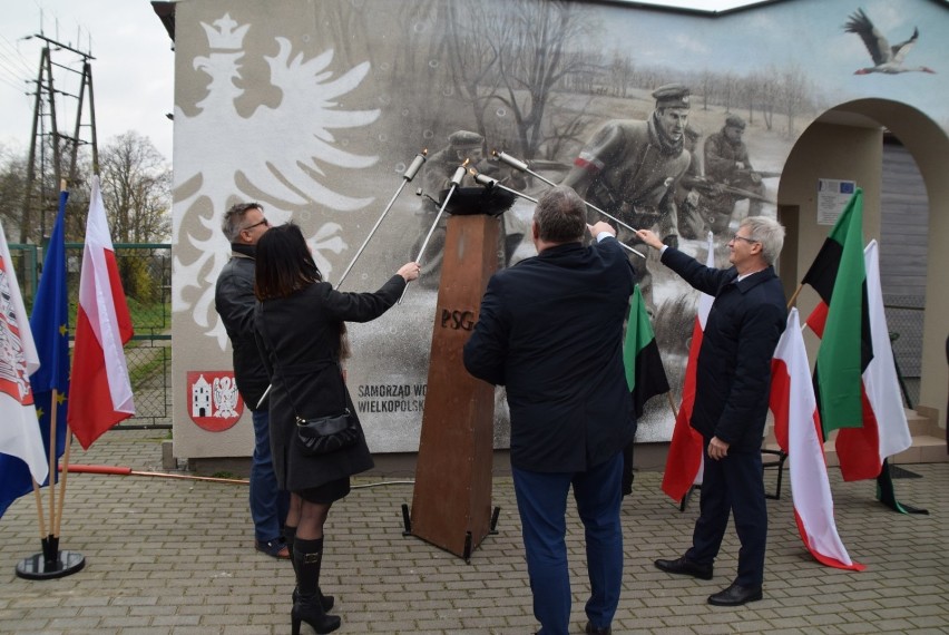 W Pawłowie zapłonął znicz - miejscowość znalazła się w sieci gazowej Polskiej Spółki Gazownictwa