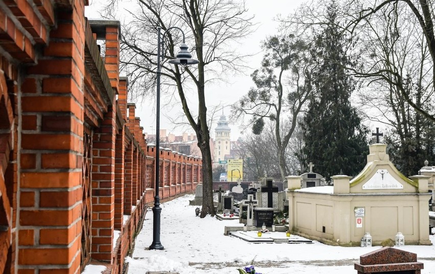 System monitoringu Cmentarza Starofarnego w Bydgoszczy...