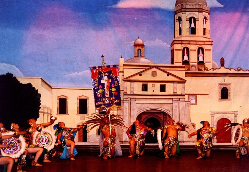 Mexico Folklorico to grupa taneczna założona w 1990 roku na...