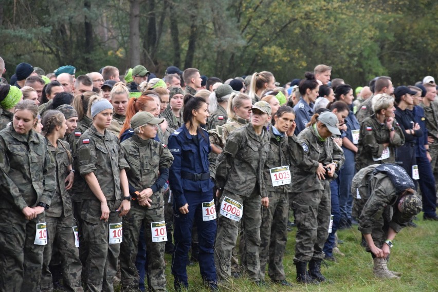 Bieg „O Nóż Komandosa” 2019 w Lublińcu [ZDJĘCIA]. W zawodach służb mundurowych stanęło na starcie 500 zawodników
