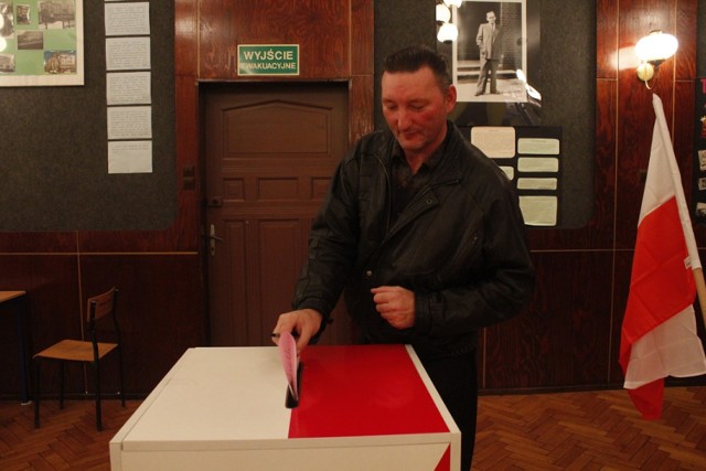 Wybory w Siemianowicach 2014: Trwają wybory. Nie było incydentów