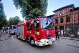 Pożar mieszkania w Toruniu. Przy ulicy Mickiewicza ewakuowano ponad 20 osób [zdjęcia] 