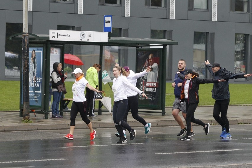 Biegi w Łodzi. Łódź Business Run 2019 [GALERIA ZDJĘĆ]