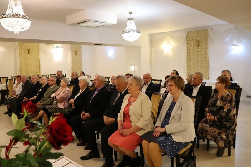 Złote Gody 2023 – jubileusz 50-lecia pożycia małżeńskiego w gminie Gidle. ZDJĘCIA