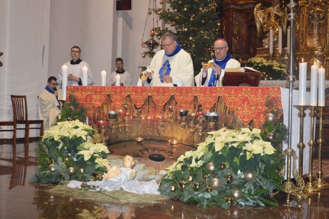 Msza św. na rozpoczęcie Nowego Roku w katedrze opolskiej.