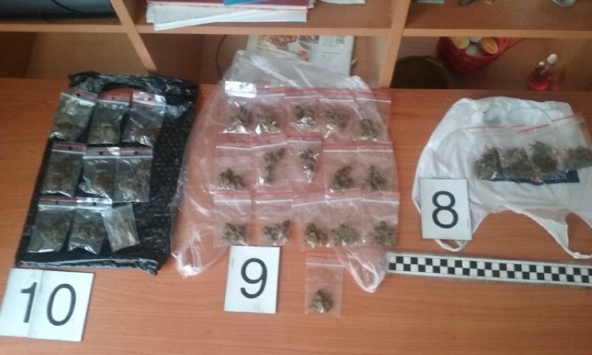 Policja w Kaliszu przejęła narkotyki warte 100 tysięcy...