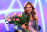Angelika Stępień z Piotrkowa wśród finalistek konkursu Polska Miss 2022, w 2015 zdobyła tytuł Miss Polonia Województwa Łódzkiego.  ZDJĘCIA