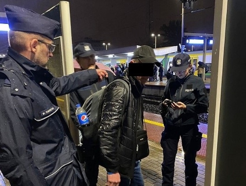 Akcja policji na dworcu w Warszawie. Zatrzymano 48-latka...
