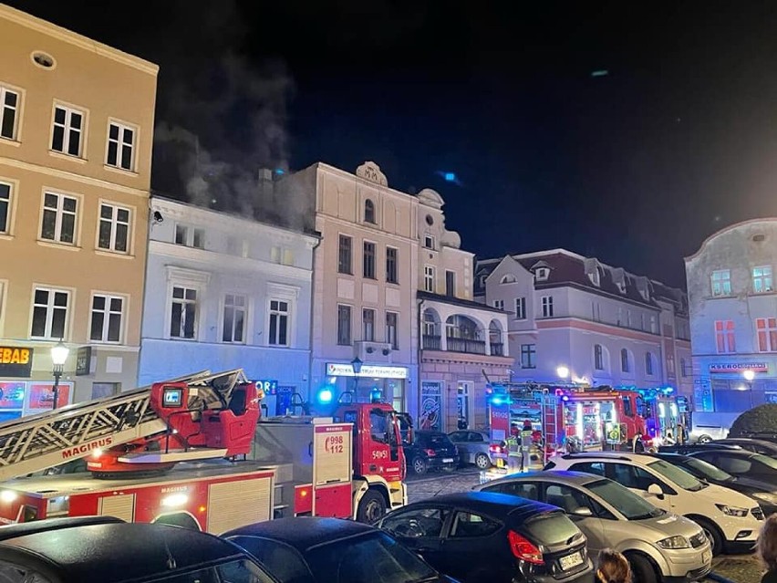 Pożar na placu Hallera w Tczewie! Trzy osoby trafiły do szpitala