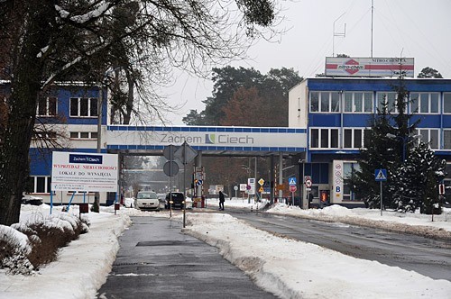 Celem jest zapewnienie pracy bezrobotnym, którzy stracili zatrudnienie z przyczyn leżących po stronie pracodawcy (likwidacja zakładu czy stanowiska). W pierwszej kolejności pomoc przeznaczona będzie dla byłych pracowników Zachemu i Formetu.