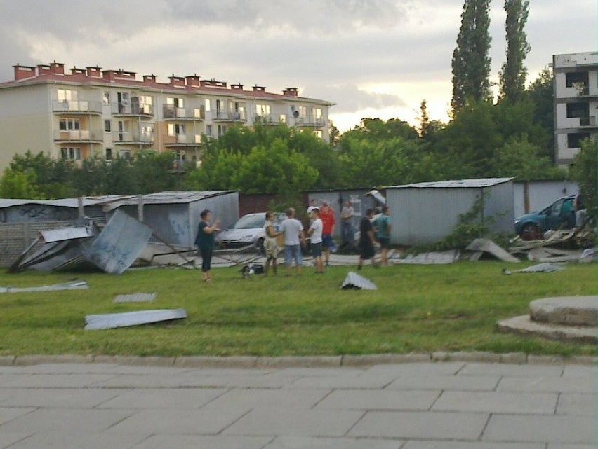 Krajobraz po trąbie powietrznej, która przeszła przez Bydgoszcz 11 lat temu. Pamiętacie? Zobaczcie zdjęcia i wideo! 